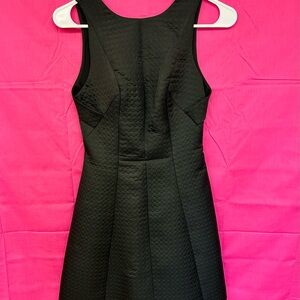 Elegant Black Sleeveless Dress